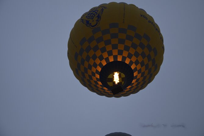 1 Hour Standard Flight at GOREME OVER - Breakfast Box, Champagne Party, and the Mood Shift