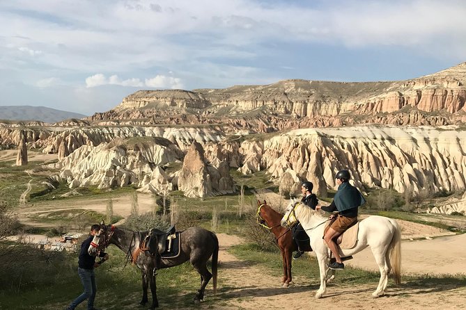 4-Hour-Horsebackriding-Tour through Cappadocia - Safety and comfort: what the weight limit means for you