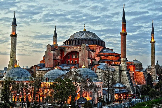 5 Days Istanbul - Cappadocia - Day 4 in Istanbul: Hippodrome, Blue Mosque, Hagia Sophia, Topkapi, and Grand Bazaar time