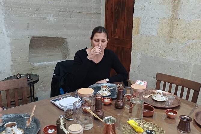 Authentic Turkish Coffee & Pistachio Coffee Workshop + Gift Set - The spice and flavor lesson, cardamom and cinnamon made practical