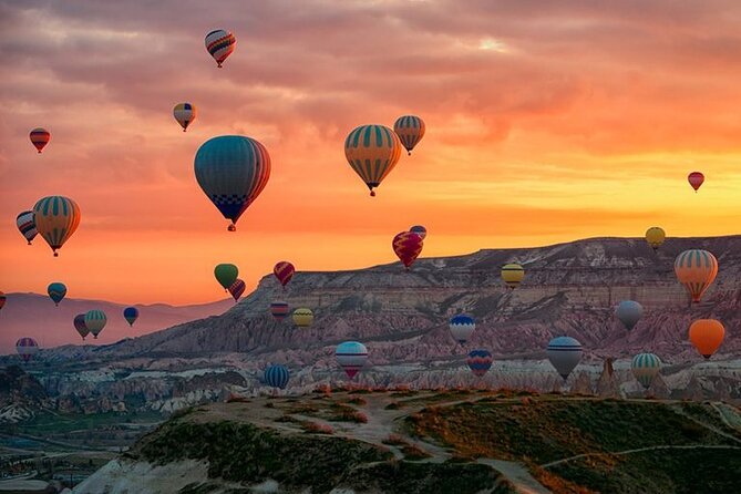 Balloon Watching Tour in Cappadocia with Hotel Pick-Up & Drop-Off - Meeting point and pick-up timing that depends on season
