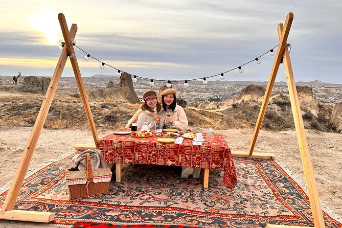 Barbecue Picnic in the valley (Sunset Time) - Wine Rules, the Cash Tip, and Ordering Without Surprises