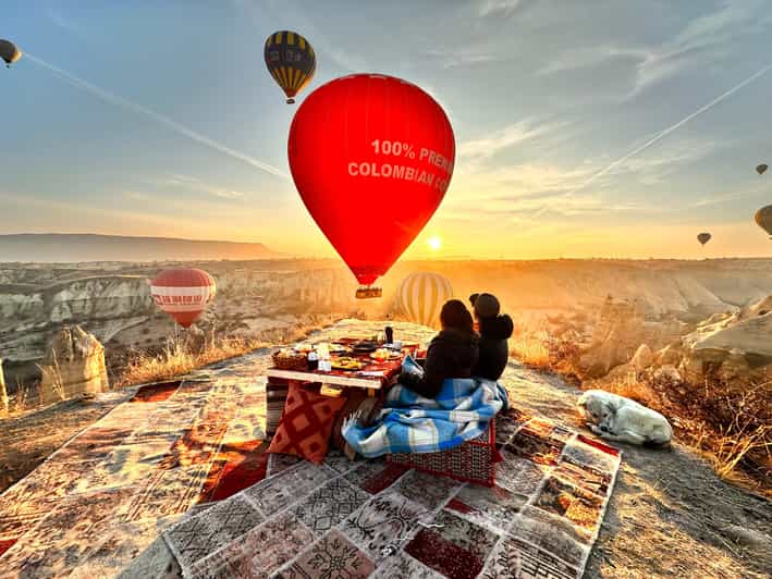 Breakfast with balloons in the valley ( private table ) - Early Pickup, Sunrise Timing, and Why It Changes Your Morning