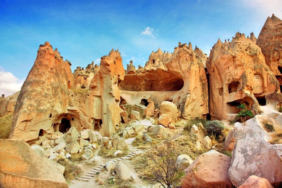 Cappadocia: 2-Day Green and Red Tour with Lunch & Tickets - The Guide and Group Size: Why It Feels Smooth