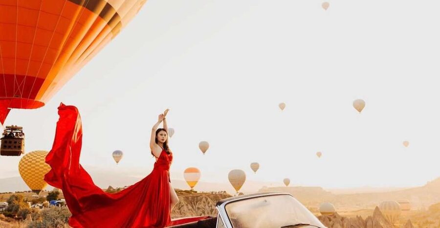Cappadocia Classic Car - Sunrise Tour - Valleys and photo stops: what balloon chasing really means