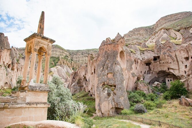 Cappadocia Daily Red Tour - Zelve Open-Air Museum: Where the Terrain Feels Part of the Story