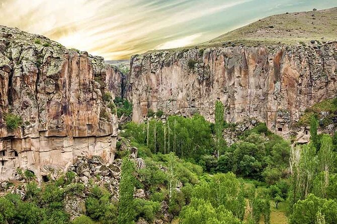 Cappadocia Economic Green Tour - Entering Derinkuyu Underground City, The Duck-Walk Part