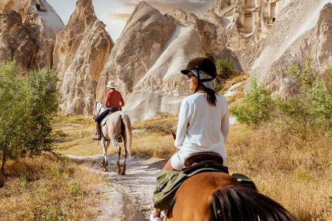 Cappadocia: Fairy Chimneys Horseback Riding Adventure - Stop 3, Red Valley Sunset: When the Light Changes While You’re Mounted