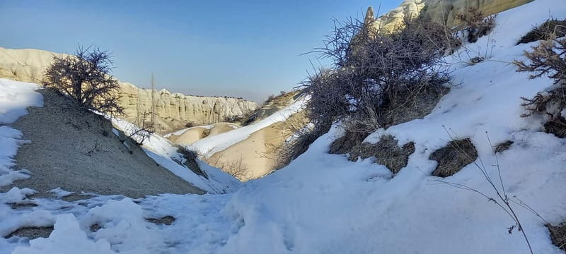Cappadocia: Full Day Ihlara or Göreme Valley Hiking Tour - Red Valley trekking and connection paths