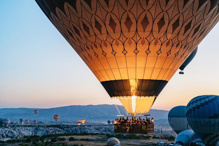 Cappadocia: Goreme Hot Air Balloon Flight at Sunrise - Pickup Timing and the 3-Hour Sunrise Timeline