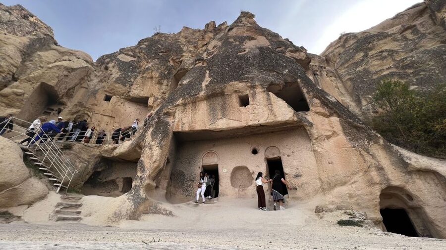 Cappadocia: Göreme Open-Air Museum Tour - Shade, heat, and the small comfort things that change the day
