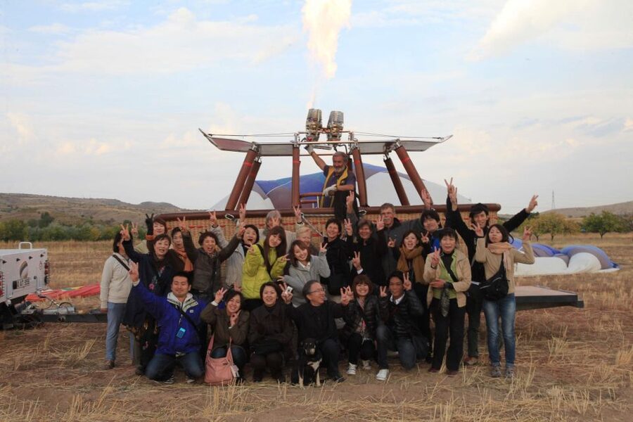 Cappadocia: Göreme Sunrise Hot Air Balloon Flight - Toast Time: Non-Alcoholic Champagne, Certificate, and Postcards