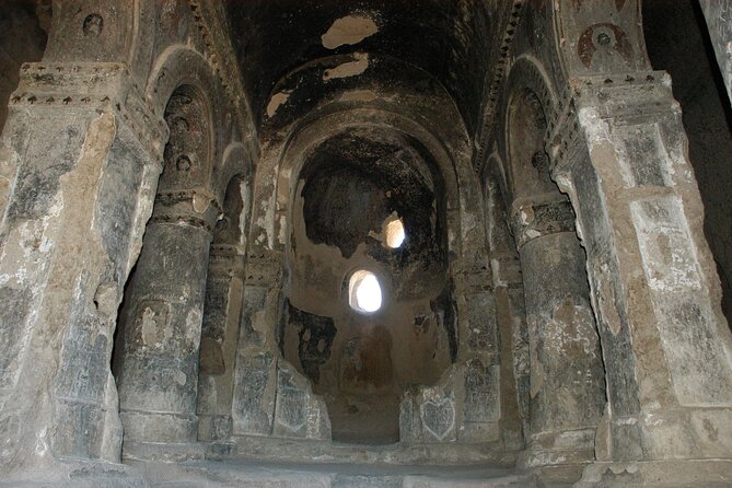 Cappadocia Green Tour (pro guide, transfer incl) - Uçhisar and Pigeon Valley viewpoints: the big finishing picture