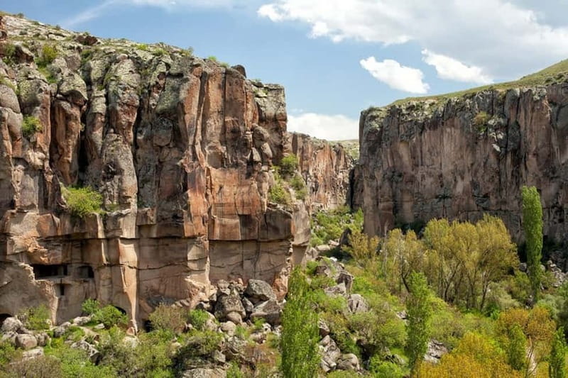 Cappadocia: Guided Green Tour with Lunch and Tickets - Göreme Panorama and Pigeon Valley, plus just enough time to breathe