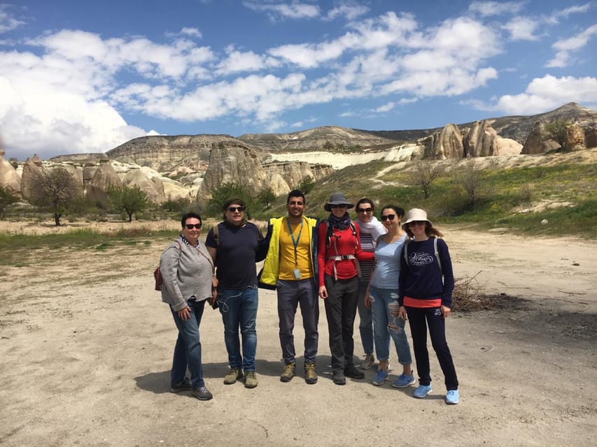 Cappadocia: Half Day Hiking Red & Rose Valley - The photo viewpoint break and how to use it well