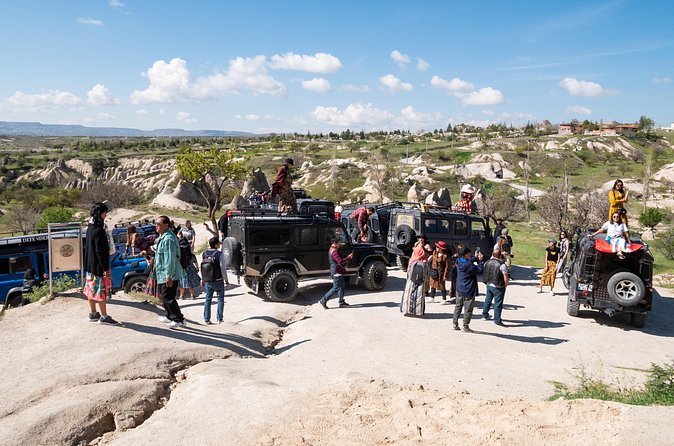 Cappadocia Half-Day Jeep Safari with hotel Transfer - Pigeon Valley in Uçhisar: Panoramas Plus Ancient Pigeon Houses