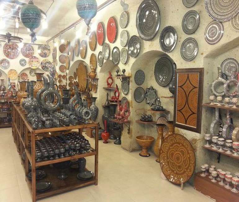 Cappadocia: Historical Pottery Experience Tour - Languages and instruction: what that means for you