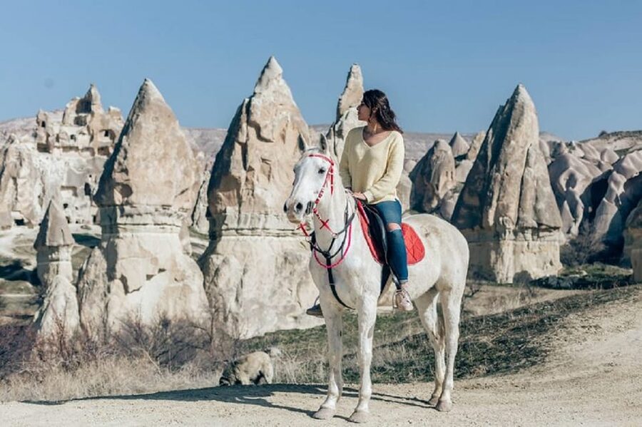 Cappadocia: Horse Safari with Hotel Transfer - Riding Without Experience: How the Tour Fits Beginners