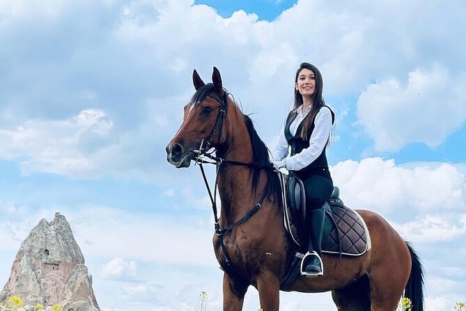 Cappadocia Horseback Ride through Valleys — Sunset/hoteltransfer - Stop 2, Back in Cavuşin: Saying Goodbye to Your Horse