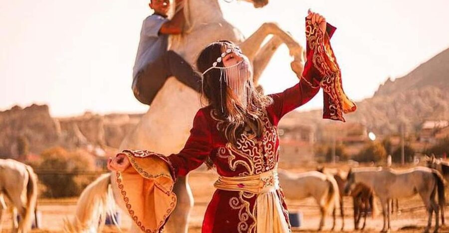 Cappadocia: Horseback Tour with Sunrise and Sunset Options - Key moments to watch for