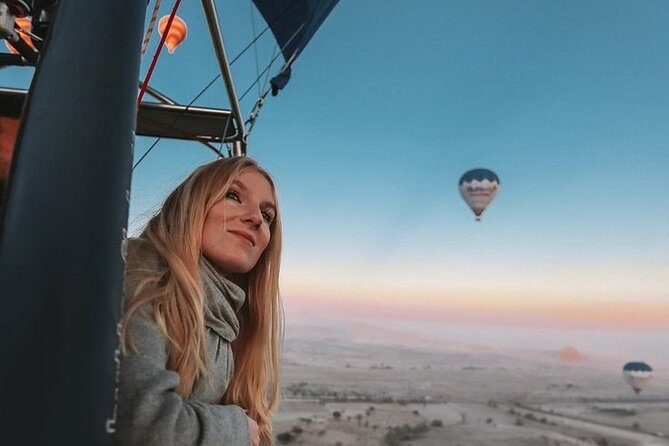 Cappadocia Hot Air Balloon Tour In Goreme - Comfort and crowding: what to expect in the basket