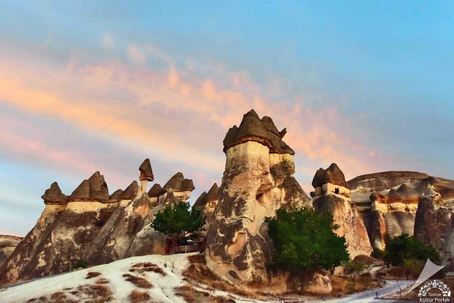 Cappadocia Mix Tour: Highlights of Green & Red Tour - Çavuşin village and the story behind the abandoned houses