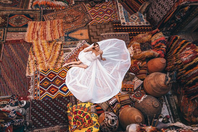 Cappadocia Photo Shoot (Cappadocia Photographer) - Stop 2: Love Valley with balloons and big shapes
