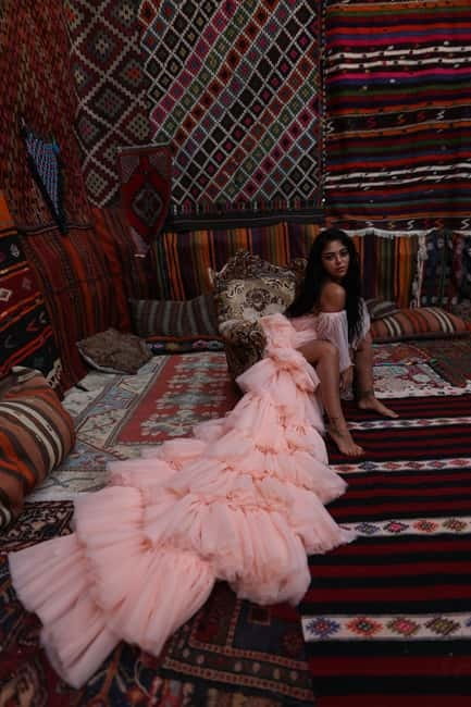 Cappadocia: Photo Shooting With Flying Dress & Carpet House - How to get better flying-dress photos with less stress