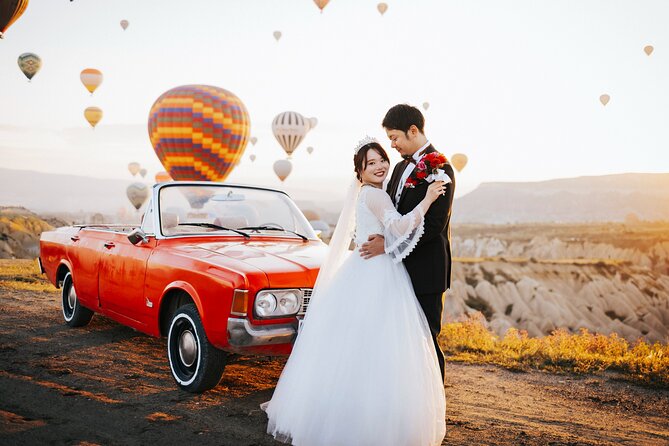 Cappadocia photoshoot best price quality service - Love Valley stop: the photos you actually want to hang on the wall