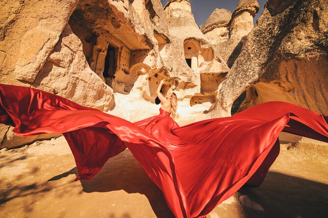 Cappadocia Private Flying Dress & Hot Air Balloon Photoshoot - Comfort, timing, and what to bring for a cold sunrise