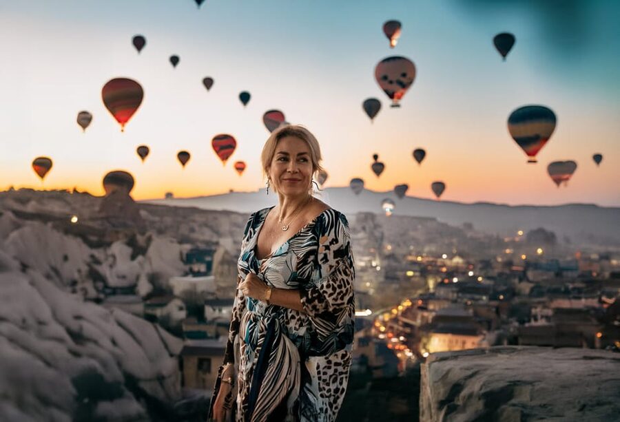 Cappadocia: Private Photoshoot Sunrise Balloon with Transfer - Balloon cancellations and the Photoshop backup