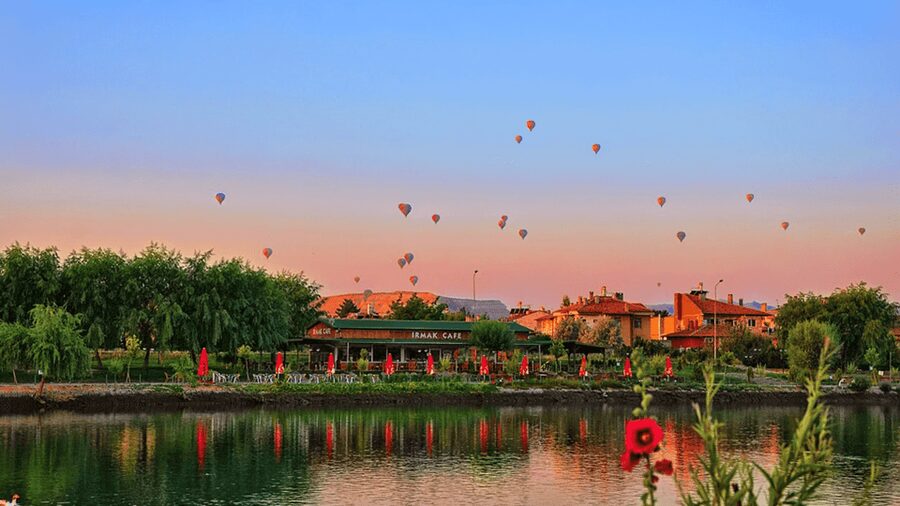 Cappadocia: RED & GREEN MIX TOUR - Pickup, drop-off, and the ride in a Mercedes-Benz Vito