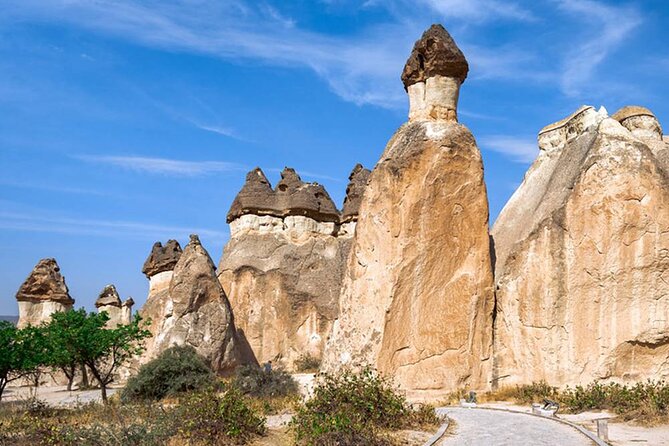Cappadocia Red & Green Tour in One Day Guided By A Local Expert - Uçhisar Castle Viewpoint: The High Rock Formation Stop