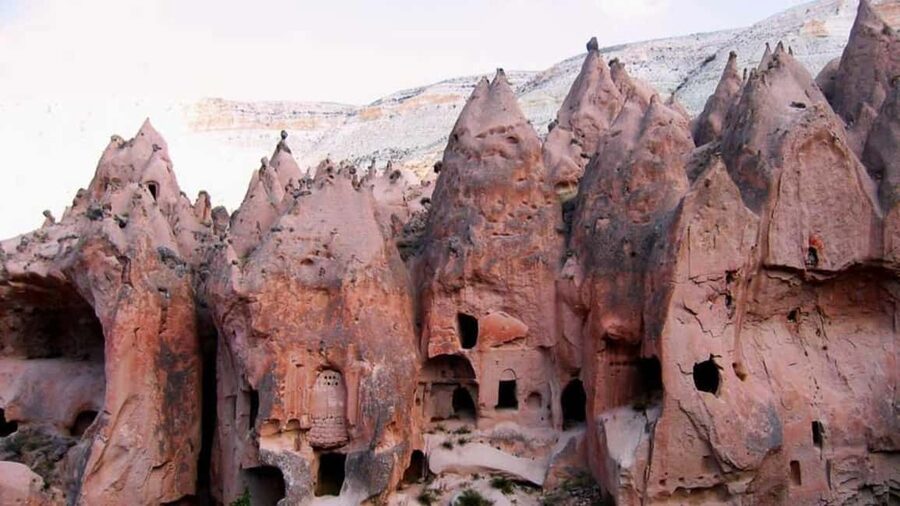 Cappadocia Red (North) Tour with UNESCO Göreme Museum &Lunch - Uçhisar Castle viewpoint: the highest point feeling