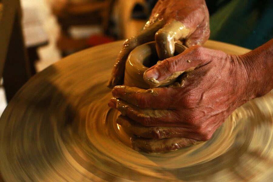Cappadocia: Red Tour and Lunch - Avanos lunch and the ceramic atelier: the hands-on part that sticks