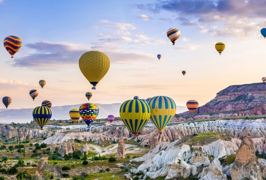 Cappadocia: Red Tour and Sunrise Balloon Tour - Avanos and Avanos pottery on the Kızılırmak Red River