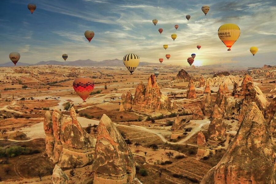 Cappadocia: Red Tour and Sunrise Balloon Tour - Uçhisar Castle, the Göreme region viewpoint, and the ride back