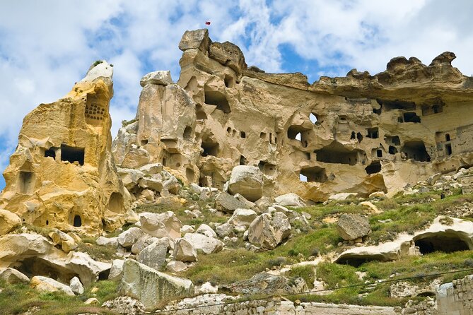 Cappadocia Red Tour Full Day All-inclusive - Paşabağ Fairy Chimneys: A Photo Stop with Real Meaning
