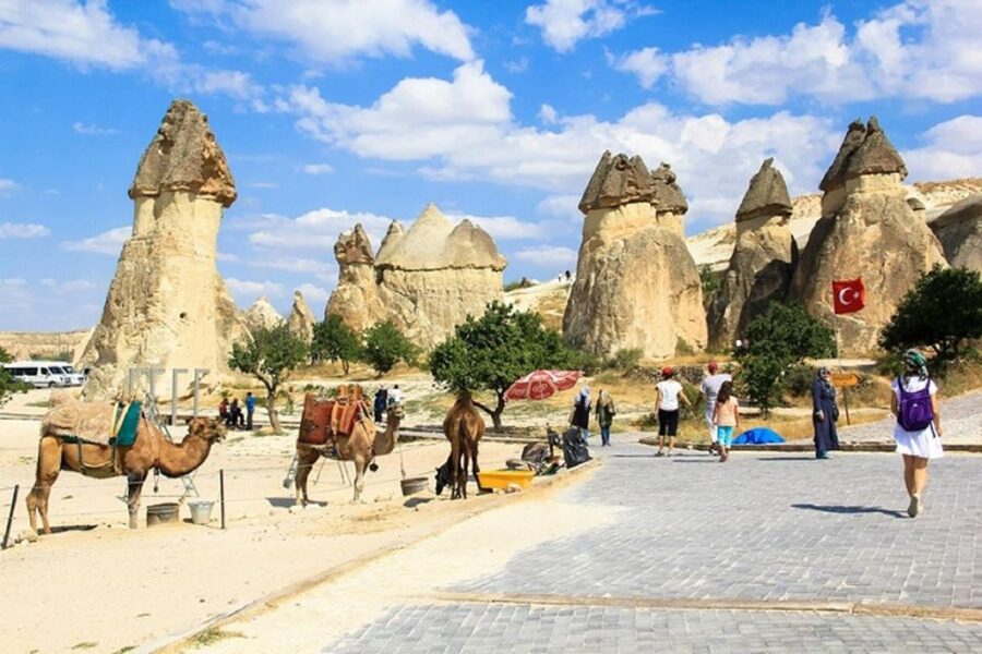 Cappadocia: Red Tour with Entry Fees and Lunch - Göreme Open Air Museum: Byzantine cave churches you can actually follow