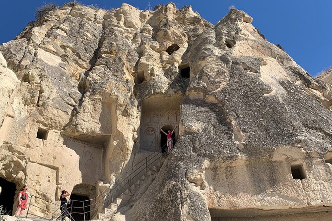 Cappadocia Red Tour with Hotel Pick-up & Drop-Off, All-Inclusive - Uchisar Castle: The Highest Point and Its Rock Rooms