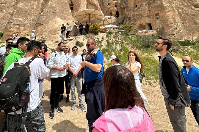 Cappadocia Red Tour with Hotel Pickup and Local Guide - Göreme Panorama: start with the big picture