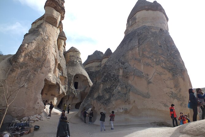 Cappadocia Red Tour With Lunch & Hotel Pickup (Small Group) - Urgüp’s Twin Fairy Chimneys: The Symbol Stop