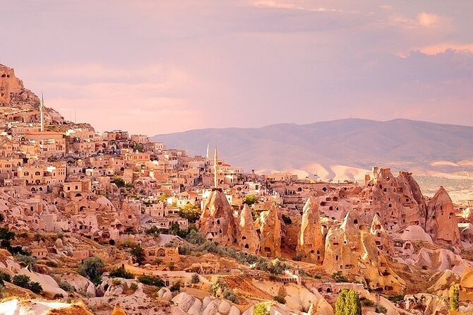 Cappadocia Red Tour With Open Air Museum And Expert Tour Guide - Uchisar Castle: the best early photo setup