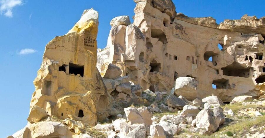 Cappadocia: Red Valley Trek and Kaymakli Underground City - Getting Picked Up and Moving by Coach (Without the Headache)