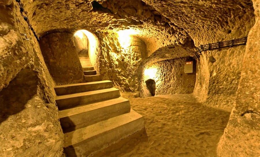Cappadocia: Red Valley Trek and Kaymakli Underground City - Kaymaklı Underground City: Exploring One of Cappadocia’s Deepest