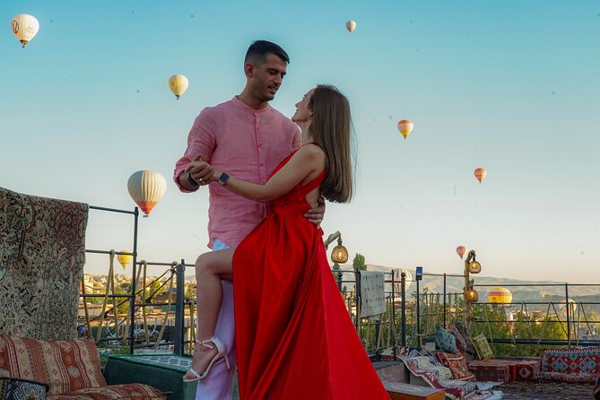 Cappadocia Rooftop Photoshoot with Hot Air Balloons - Who This Rooftop Photoshoot Fits Best