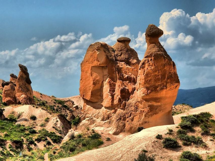 Cappadocia: Small Group Guided Full-Day Red Tour with Lunch - Uchisar Castle: quick elevation, big photo payoff