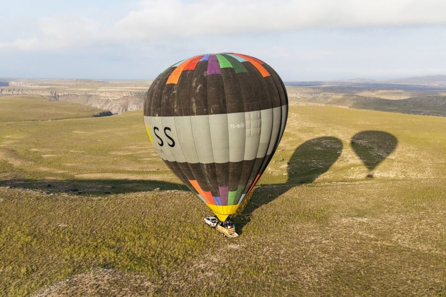Cappadocia: Soganli Valley Hot Air Balloon Tour at Sunrise - Landing, Certificates, and the Celebratory Touch