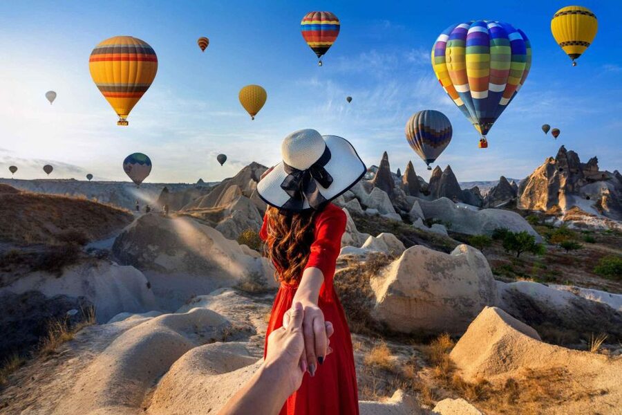 Cappadocia: Sunrise Hot Air Balloon Watching Experience - Before Sunrise Pickup: How the Morning Gets Started
