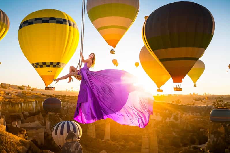 Cappadocia: Taking photo with Swing at hot air balloon view - Dress, direction, and how to look natural in every frame